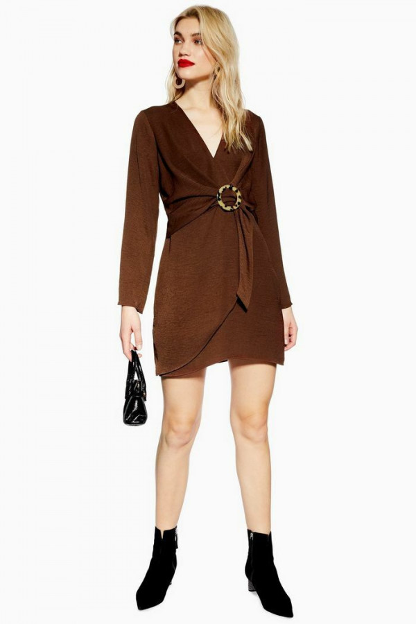 https://stylease.satuvisidigital.com/uploads/products/TD3vXyiujHjYEsVvP8qH8tAYmXy3jYlPNBh5DXgs.jpg