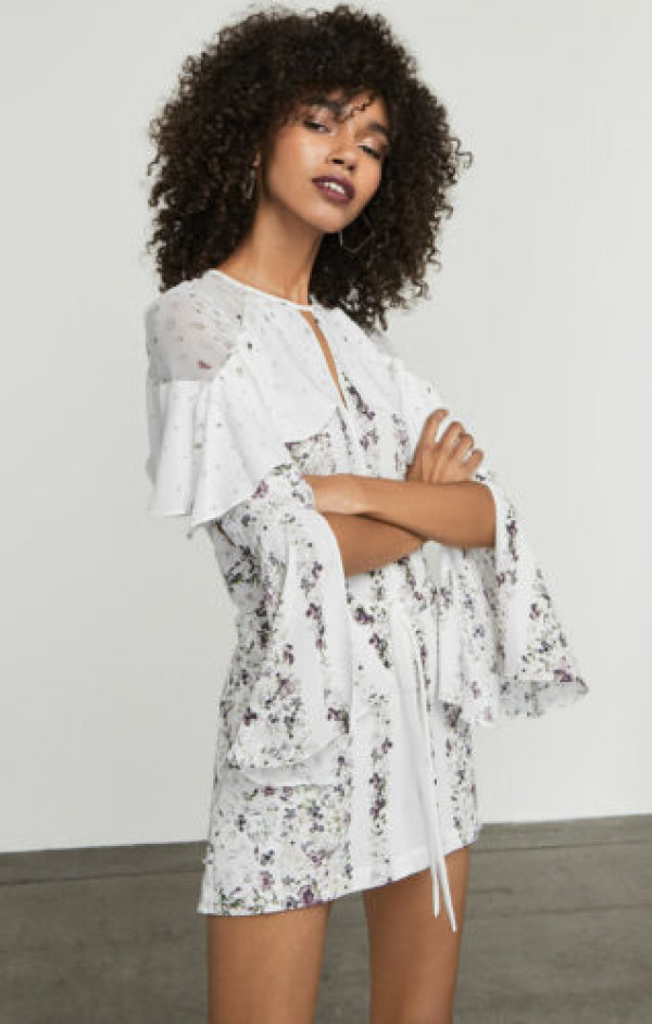 https://stylease.satuvisidigital.com/uploads/products/w4cqfU3gg3FbM8loL9MKkqx7iKdPfS8EH3oe9iIC.jpg